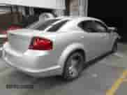 2012 Dodge Avenger SE z VIN 1C3CDZAB3CN211954, wystawiony jako IAAI lot #43264062 z przebiegiem 103 954 mil mil oraz . Historia ofert i sprzedaży dostępna na DreamBid. Obrazek 4.