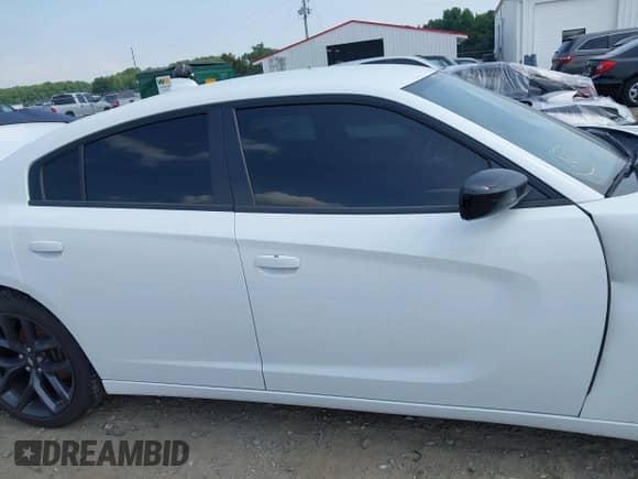 2023 Dodge Charger SXT с VIN 2C3CDXBG7PH607673, выставлен на аукционе IAAI как лот 42553621 с пробегом 24 590 миль миль и . История ставок и продаж доступна на DreamBid. Изображение 13.