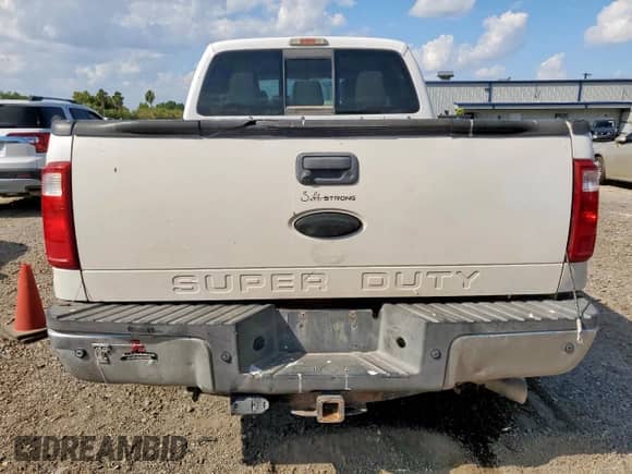 2012 Ford F-250 XL с VIN 1FT7W2BT6CEC00422, выставлен на аукционе Copart как лот 84918805 с пробегом 273 812 миль миль и Списание • Salvage title. История ставок и продаж доступна на DreamBid. Изображение 6.