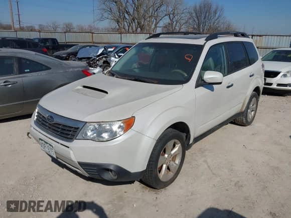 2009 Subaru Forester XT с VIN JF2SH65639H741633, выставлен на аукционе IAAI как лот 41775146 с пробегом 272 997 миль миль и . История ставок и продаж доступна на DreamBid. Изображение 2.