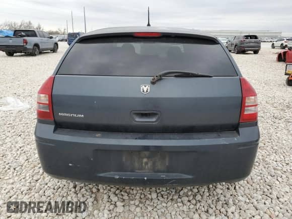 2008 Dodge Magnum with VIN 2D4FV47T98H238927, listed as a Copart auction lot 46941155 with 135,754 mi miles and Salvage title. Bid and sale history available at DreamBid. Image 6.