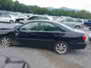 2005 Toyota Camry STD z VIN 4T1BE32K45U404330, wystawiony jako IAAI lot #42875515 z przebiegiem 109 922 mil mil oraz . Historia ofert i sprzedaży dostępna na DreamBid. Obrazek 14.