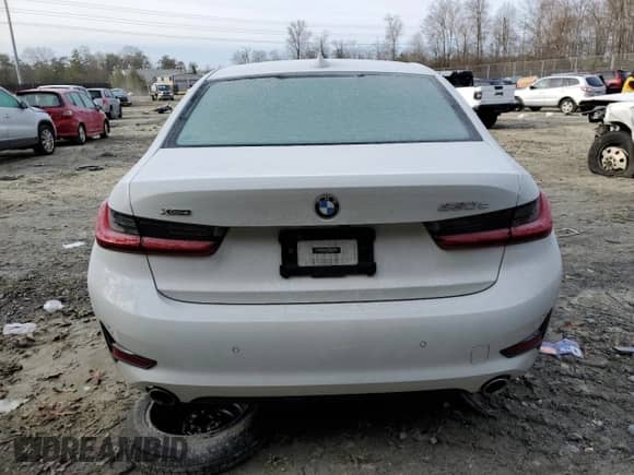 2021 BMW 3 Series 330e xDrive z VIN WBA5P9C06MFK97759, wystawiony jako Copart lot #70629822 z przebiegiem Nie podano mil oraz . Historia ofert i sprzedaży dostępna na DreamBid. Obrazek 6.