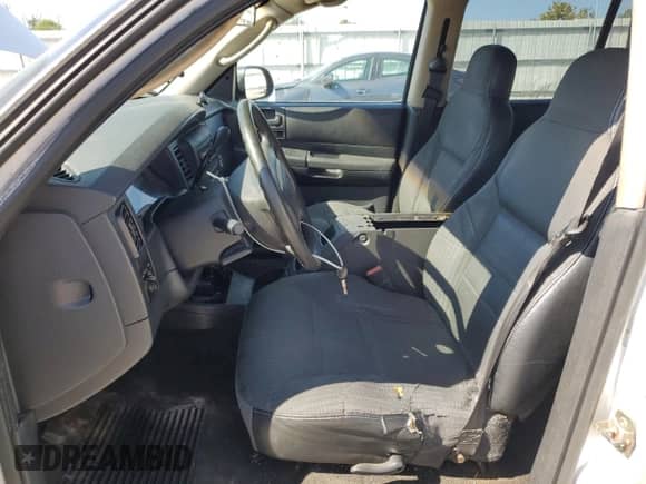2003 Dodge Durango Sport with VIN 1D4HR38N83F539321, listed as a Copart auction lot 70677354 with 270,508 mi miles and Salvage title. Bid and sale history available at DreamBid. Image 7.