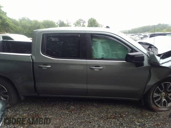 2023 Chevrolet Silverado 1500 RST with VIN 2GCUDEED1P1112285, listed as a IAAI auction lot 41731538 with Not provided miles and . Bid and sale history available at DreamBid. Image 13.