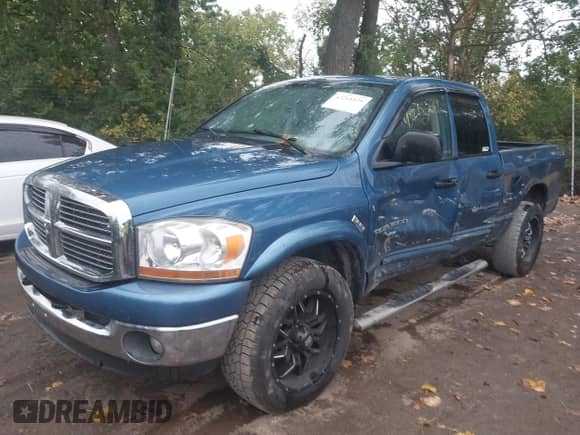 2006 Dodge 1500 SLT with VIN 1D7HU18286S553663, listed as a IAAI auction lot 43268539 with 230,000 mi miles and . Bid and sale history available at DreamBid. Image 17.