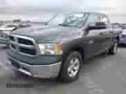 2018 Ram 1500 Tradesman z VIN 1C6RR6KM9JS274424, wystawiony jako IAAI lot #41549249 z przebiegiem 103 022 mil mil oraz . Historia ofert i sprzedaży dostępna na DreamBid. Obrazek 2.