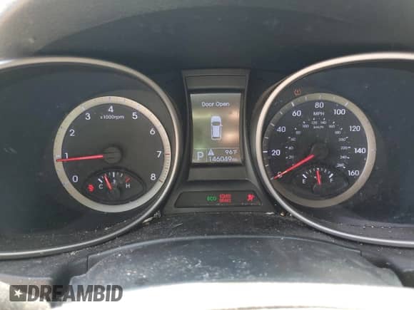 2013 Hyundai Santa Fe GLS с VIN KM8SMDHF5DU009851, выставлен на аукционе Copart как лот 67311525 с пробегом 146 049 миль миль и Списание • Salvage title. История ставок и продаж доступна на DreamBid. Изображение 9.