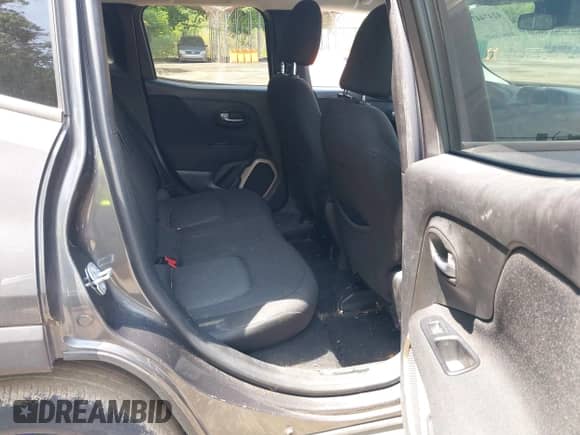 2017 Jeep Renegade Latitude с VIN ZACCJABB6HPG36670, выставлен на аукционе IAAI как лот 42474479 с пробегом 154 536 миль миль и . История ставок и продаж доступна на DreamBid. Изображение 8.