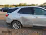 2020 Chevrolet Equinox LT z VIN 3GNAXJEV5LS533766, wystawiony jako IAAI lot #43162079 z przebiegiem 93 868 mil mil oraz . Historia ofert i sprzedaży dostępna na DreamBid. Obrazek 6.