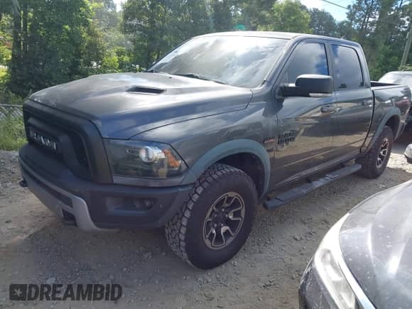 2017 Ram 1500 Rebel z VIN 1C6RR7YT1HS539870, wystawiony jako IAAI lot #42755780 z przebiegiem 109 690 mil mil oraz . Historia ofert i sprzedaży dostępna na DreamBid. Obrazek 17.