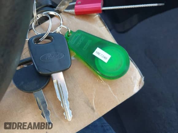 2000 Ford F-150 XL with VIN 1FTRX18W1YNC02247, listed as a IAAI auction lot 43464551 with Not provided miles and . Bid and sale history available at DreamBid. Image 11.