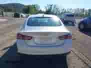 2019 Chevrolet Malibu LT с VIN 1G1ZD5ST1KF203987, выставлен на аукционе IAAI как лот 43331004 с пробегом 110 875 миль миль и . История ставок и продаж доступна на DreamBid. Изображение 16.