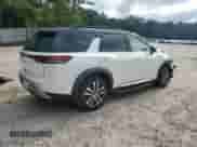 2022 Nissan Pathfinder Platinum с VIN 5N1DR3DH6NC242690, выставлен на аукционе Copart как лот 67218975 с пробегом 34 096 миль миль и Списание • Salvage title. История ставок и продаж доступна на DreamBid. Изображение 3.