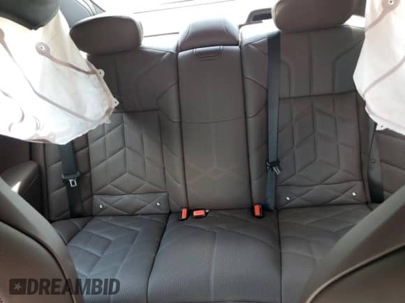 2023 BMW 7 Series 740i с VIN WBA23EH0XPCN52211, выставлен на аукционе Copart как лот 71616855 с пробегом Не указан миль и Списание • Salvage title. История ставок и продаж доступна на DreamBid. Изображение 10.