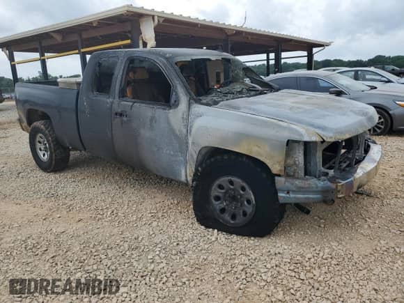 2008 Chevrolet Silverado 1500 Work Truck with VIN 1GCEC19X48Z275185, listed as a Copart auction lot 57486495 with Not provided miles and Non repairable. Bid and sale history available at DreamBid. Image 4.
