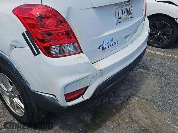 2020 Chevrolet Trax LS с VIN 3GNCJNSB5LL269468, выставлен на аукционе IAAI как лот 43552264 с пробегом 70 378 миль миль и . История ставок и продаж доступна на DreamBid. Изображение 41.