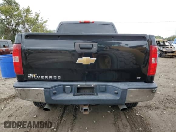 2007 Chevrolet Silverado 1500 1LT with VIN 3GCEC13J27G543962, listed as a Copart auction lot 86548945 with 174,113 mi miles and Clean title. Bid and sale history available at DreamBid. Image 6.
