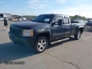 2009 Chevrolet Silverado 1500 LT с VIN 1GCEK29J89E126176, выставлен на аукционе IAAI как лот 43394706 с пробегом 194 847 миль миль и . История ставок и продаж доступна на DreamBid. Изображение 2.