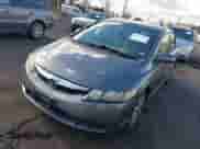 2009 Honda Civic с VIN 19XFA15989E022935, выставлен на аукционе IAAI как лот 43592752 с пробегом 275 241 миль миль и . История ставок и продаж доступна на DreamBid. Изображение 2.