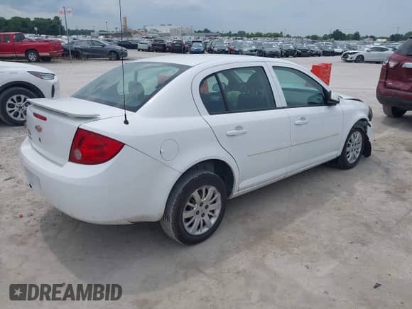 2010 Chevrolet Cobalt 1LT с VIN 1G1AD5F55A7193014, выставлен на аукционе IAAI как лот 42871882 с пробегом 117 051 миль миль и . История ставок и продаж доступна на DreamBid. Изображение 4.