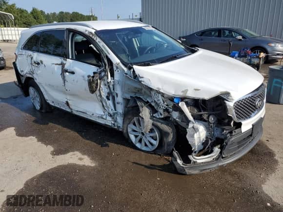 2018 Kia Sorento LX с VIN 5XYPG4A30JG386781, выставлен на аукционе Copart как лот 80914325 с пробегом 110 494 миль миль и Списание • Salvage title. История ставок и продаж доступна на DreamBid. Изображение 4.