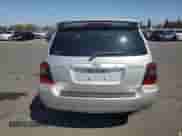 2004 Toyota Highlander с VIN JTEEP21A740022597, выставлен на аукционе Copart как лот 84035445 с пробегом 304 301 миль миль и Списание • Salvage title. История ставок и продаж доступна на DreamBid. Изображение 6.