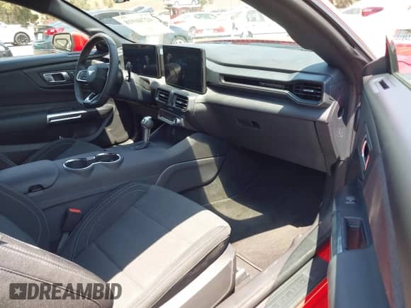 2025 Ford Mustang EcoBoost with VIN 1FA6P8TH1S5117863, listed as a IAAI auction lot 42746918 with 852 mi miles and . Bid and sale history available at DreamBid. Image 5.