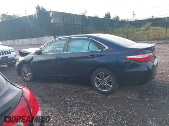 2017 Toyota Camry XLE с VIN 4T1BF1FK9HU333805, выставлен на аукционе IAAI как лот 43292270 с пробегом 107 072 миль миль и . История ставок и продаж доступна на DreamBid. Изображение 14.