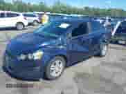 2015 Chevrolet Sonic LT с VIN 1G1JC5SB5F4177676, выставлен на аукционе IAAI как лот 42230662 с пробегом 155 884 миль миль и . История ставок и продаж доступна на DreamBid. Изображение 2.