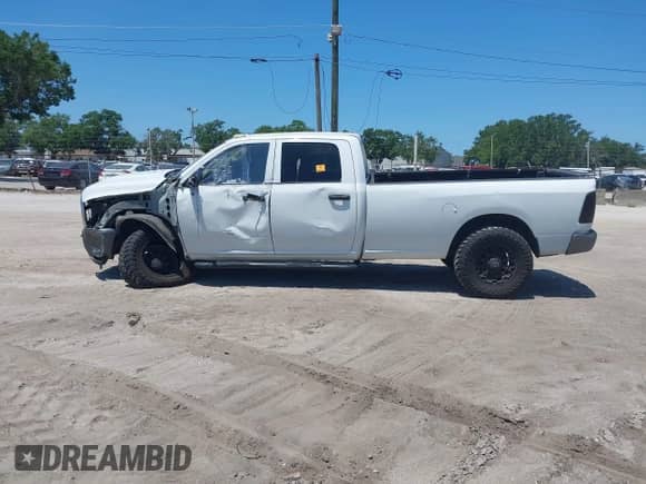 2010 Dodge 2500 SLT with VIN 3D7UT2CL7AG119709, listed as a IAAI auction lot 42312240 with 384,940 mi miles and . Bid and sale history available at DreamBid. Image 14.