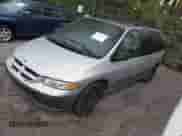 2000 Dodge Caravan SE with VIN 1B4GP44G4YB712825, listed as a IAAI auction lot 43545487 with 94,775 mi miles and . Bid and sale history available at DreamBid. Image 18.