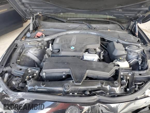 2014 BMW 3 Series 328i xDrive z VIN WBA3B3C54EF545202, wystawiony jako Copart lot #84389165 z przebiegiem Nie podano mil oraz Szkoda całkowita • Salvage title. Historia ofert i sprzedaży dostępna na DreamBid. Obrazek 11.