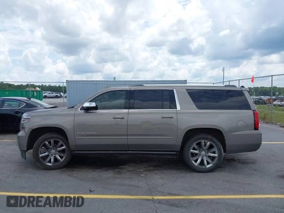 2017 Chevrolet Suburban Premier with VIN 1GNSCJKC7HR271486, listed as a IAAI auction lot 42480343 with 161,133 mi miles and . Bid and sale history available at DreamBid. Image 13.