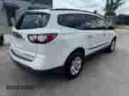 2016 Chevrolet Traverse LS с VIN 1GNKRFED2GJ236027, выставлен на аукционе Copart как лот 41712055 с пробегом 117 234 миль миль и Списание • Salvage title. История ставок и продаж доступна на DreamBid. Изображение 3.