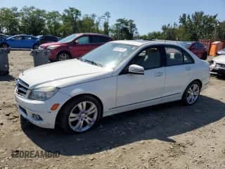 2011 Mercedes-Benz C 300 Sport z VIN WDDGF8BB4BR151549, wystawiony jako Copart lot #80193715 z przebiegiem 149 426 mil mil oraz Czysty tytuł • Clean title. Historia ofert i sprzedaży dostępna na DreamBid. Obrazek 1.