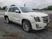 2015 Cadillac Escalade Platinum с VIN 1GYS4PKJ9FR599510, выставлен на аукционе Copart как лот 56688215 с пробегом 292 890 миль миль и Списание • Salvage title. История ставок и продаж доступна на DreamBid. Изображение 4.