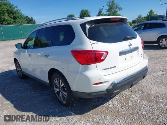 2018 Nissan Pathfinder Platinum with VIN 5N1DR2MM8JC661481, listed as a IAAI auction lot 42651882 with 83,591 mi miles and . Bid and sale history available at DreamBid. Image 3.