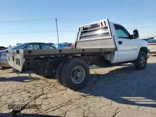 2005 Chevrolet Silverado 3500 с VIN 1GBJK34215E323290, выставлен на аукционе Copart как лот 77024944 с пробегом 332 053 миль миль и Списание • Salvage title. История ставок и продаж доступна на DreamBid. Изображение 3.