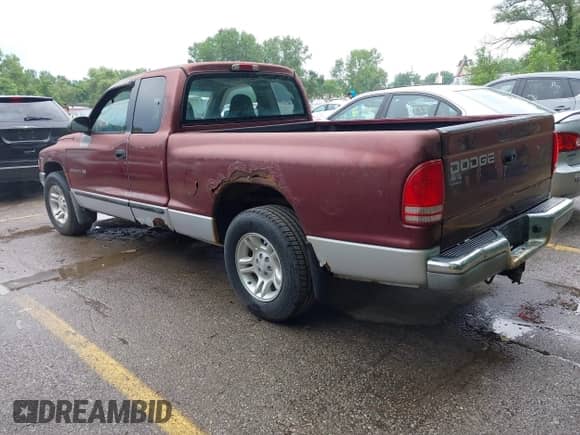 2001 Dodge Dakota с VIN 1B7GL22XX1S190262, выставлен на аукционе IAAI как лот 42922639 с пробегом 142 990 миль миль и . История ставок и продаж доступна на DreamBid. Изображение 3.