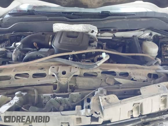 2016 Chevrolet Silverado 2500HD LT z VIN 1GC1KVE88GF247168, wystawiony jako IAAI lot #40907712 z przebiegiem Nie podano mil oraz . Historia ofert i sprzedaży dostępna na DreamBid. Obrazek 10.