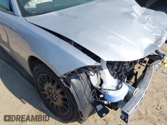 2020 Dodge Charger Police z VIN 2C3CDXKT7LH197903, wystawiony jako IAAI lot #42839389 z przebiegiem 72 438 mil mil oraz . Historia ofert i sprzedaży dostępna na DreamBid. Obrazek 20.