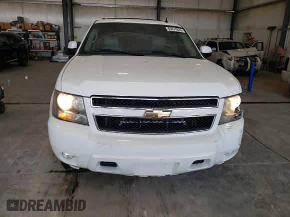 2010 Chevrolet Tahoe LT с VIN 1GNUKBE06AR210350, выставлен на аукционе Copart как лот 69674835 с пробегом 193 628 миль миль и Списание • Salvage title. История ставок и продаж доступна на DreamBid. Изображение 5.