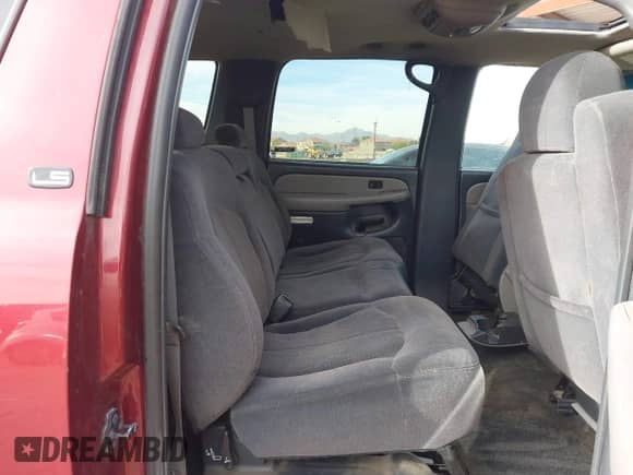 2002 Chevrolet Suburban LS z VIN 1GNFK16Z02J222591, wystawiony jako IAAI lot #41791272 z przebiegiem 238 475 mil mil oraz . Historia ofert i sprzedaży dostępna na DreamBid. Obrazek 8.