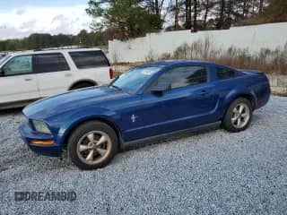 2008 Ford Mustang с VIN 1ZVH80N485162908, выставлен на аукционе Copart как лот 84548294 с пробегом 140 215 миль миль и Чистый • Clean title. История ставок и продаж доступна на DreamBid. Изображение 1.
