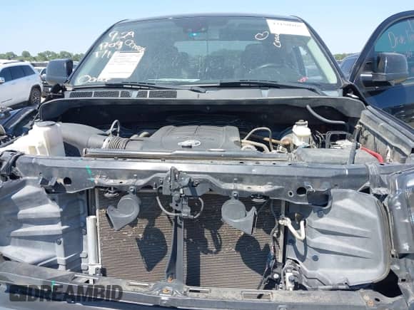 2020 Toyota Tundra SR5 with VIN 5TFDY5F14LX892112, listed as a IAAI auction lot 43150965 with 131,222 mi miles and . Bid and sale history available at DreamBid. Image 10.