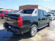 2007 Chevrolet Avalanche 3LT с VIN 3GNEC12037G301732, выставлен на аукционе IAAI как лот 42758278 с пробегом 146 155 миль миль и . История ставок и продаж доступна на DreamBid. Изображение 4.