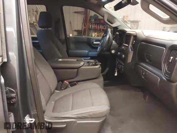 2020 Chevrolet Silverado 1500 Custom с VIN 1GCPYBEK2LZ272823, выставлен на аукционе IAAI как лот 41655861 с пробегом 96 583 миль миль и . История ставок и продаж доступна на DreamBid. Изображение 5.