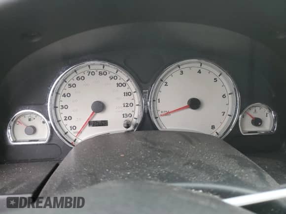 2006 Saturn VUE z VIN 5GZCZ33D76S864008, wystawiony jako Copart lot #77001954 z przebiegiem 192 849 mil mil oraz Nie do naprawy • Non repairable. Historia ofert i sprzedaży dostępna na DreamBid. Obrazek 9.