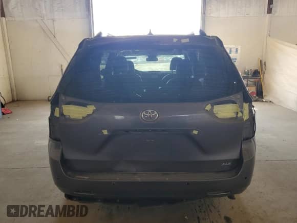 2012 Toyota Sienna XLE AAS z VIN 5TDYK3DCXCS219858, wystawiony jako Copart lot #80370005 z przebiegiem 150 472 mil mil oraz Szkoda całkowita • Salvage title. Historia ofert i sprzedaży dostępna na DreamBid. Obrazek 6.